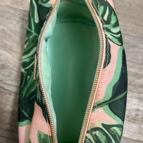 Sophia Joy Makeup bag - Picture 3 of 4